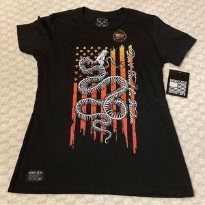 Howitzer Black T-Shirt “Don’t tread on freedom” NWT